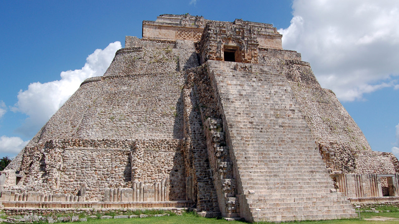 ancient mayan architecture