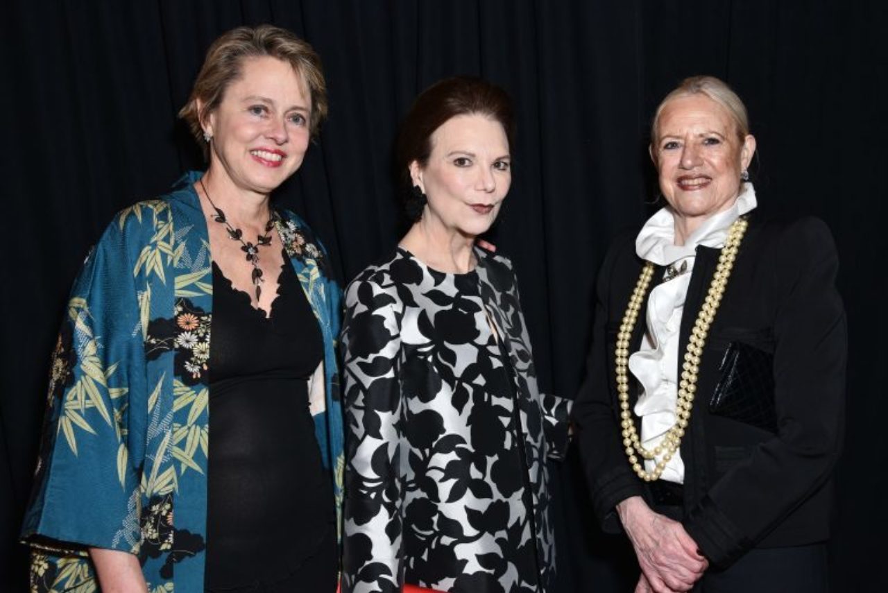 Martha Alexander with ICAA Board Members Suzanne R. Santry and Anne Kriken Mann