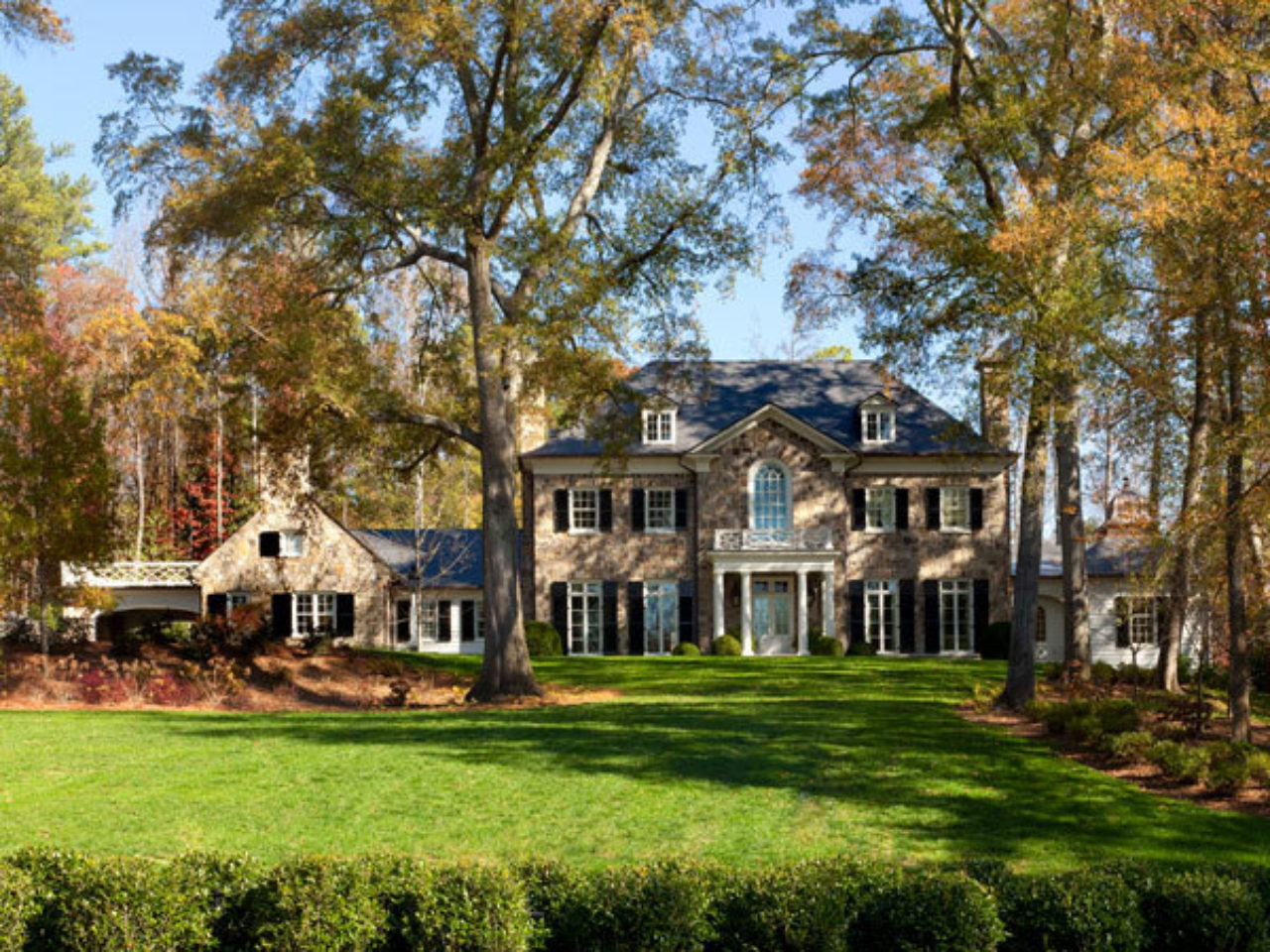 A Federal Farmhouse in Atlanta, GA designed by Norman Davenport Askins (Photo Credit: Susan Sully)