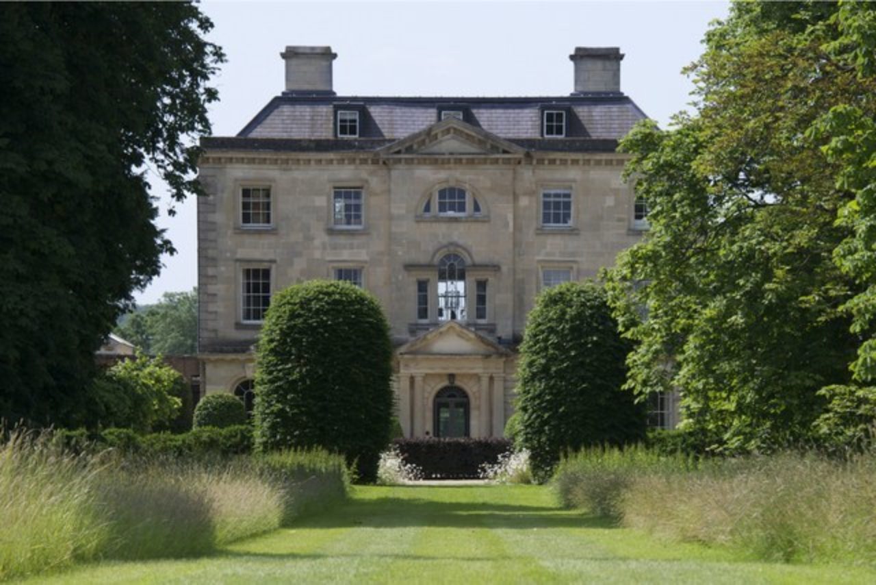 A garden designed by Arne Maynard (Photo: William Collinson)