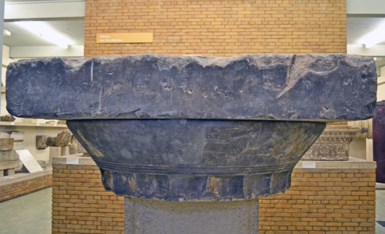 Figure 6: Doric capital from the Propylaea