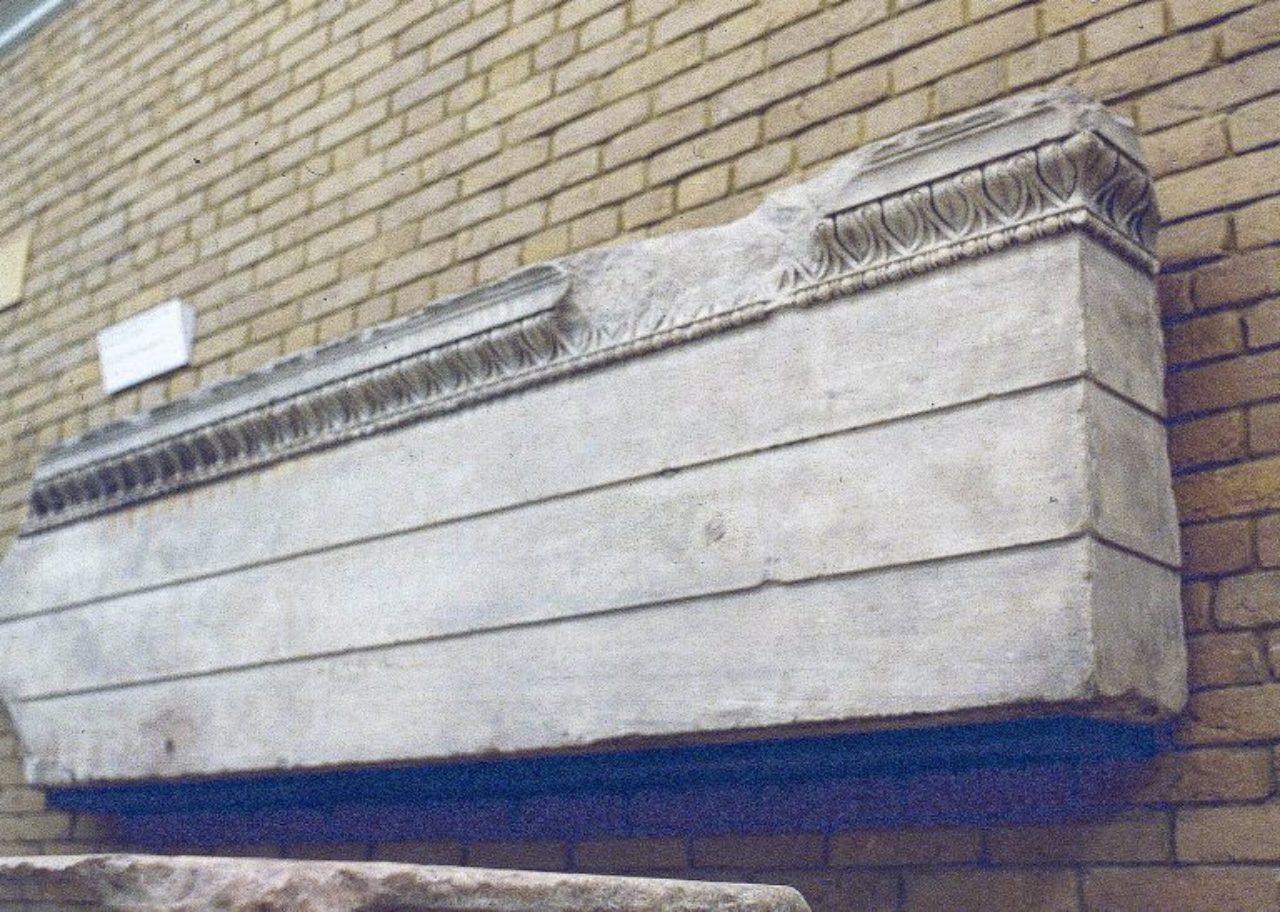 Figure 13: Erechtheion, architrave fragment