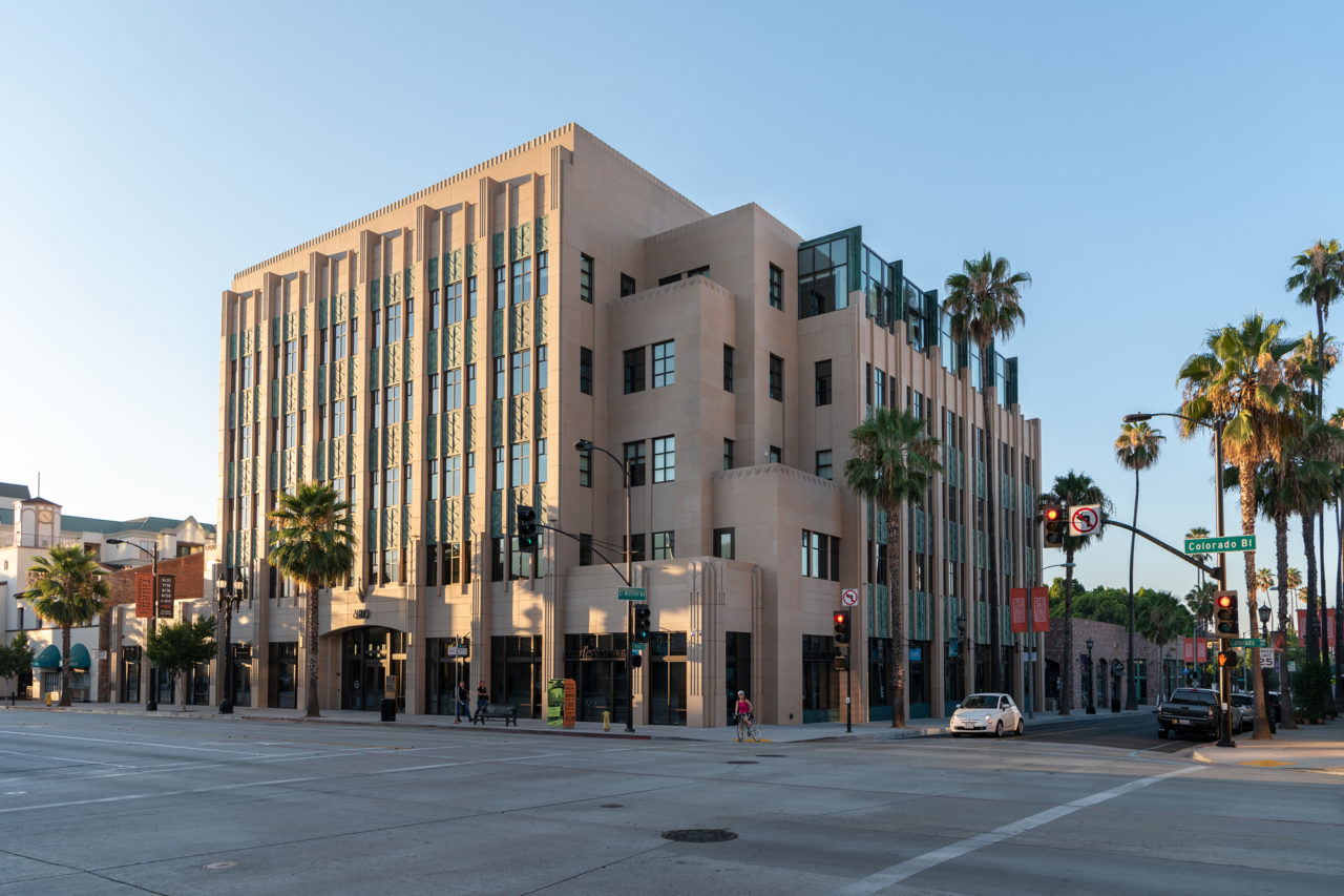 The Moule & Polyzoides designed Playhouse Plaza in Pasadena, CA