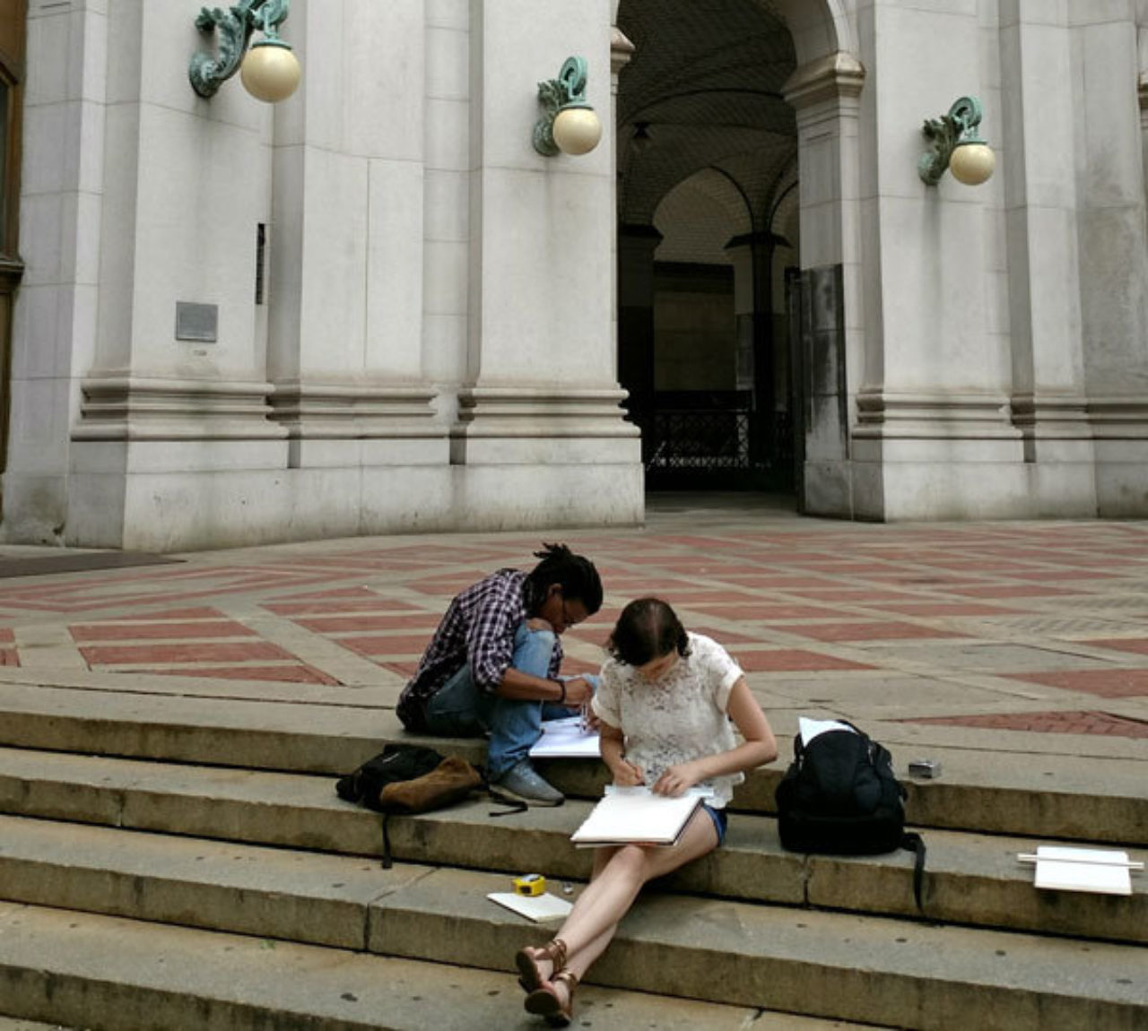 Summer Studio students sketch on location at the Manhattan Municipal Building