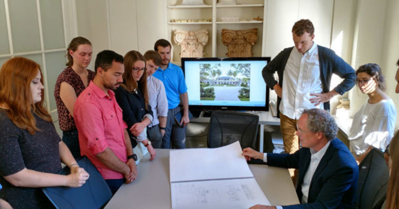 Students visit Ferguson & Shamamian Architects