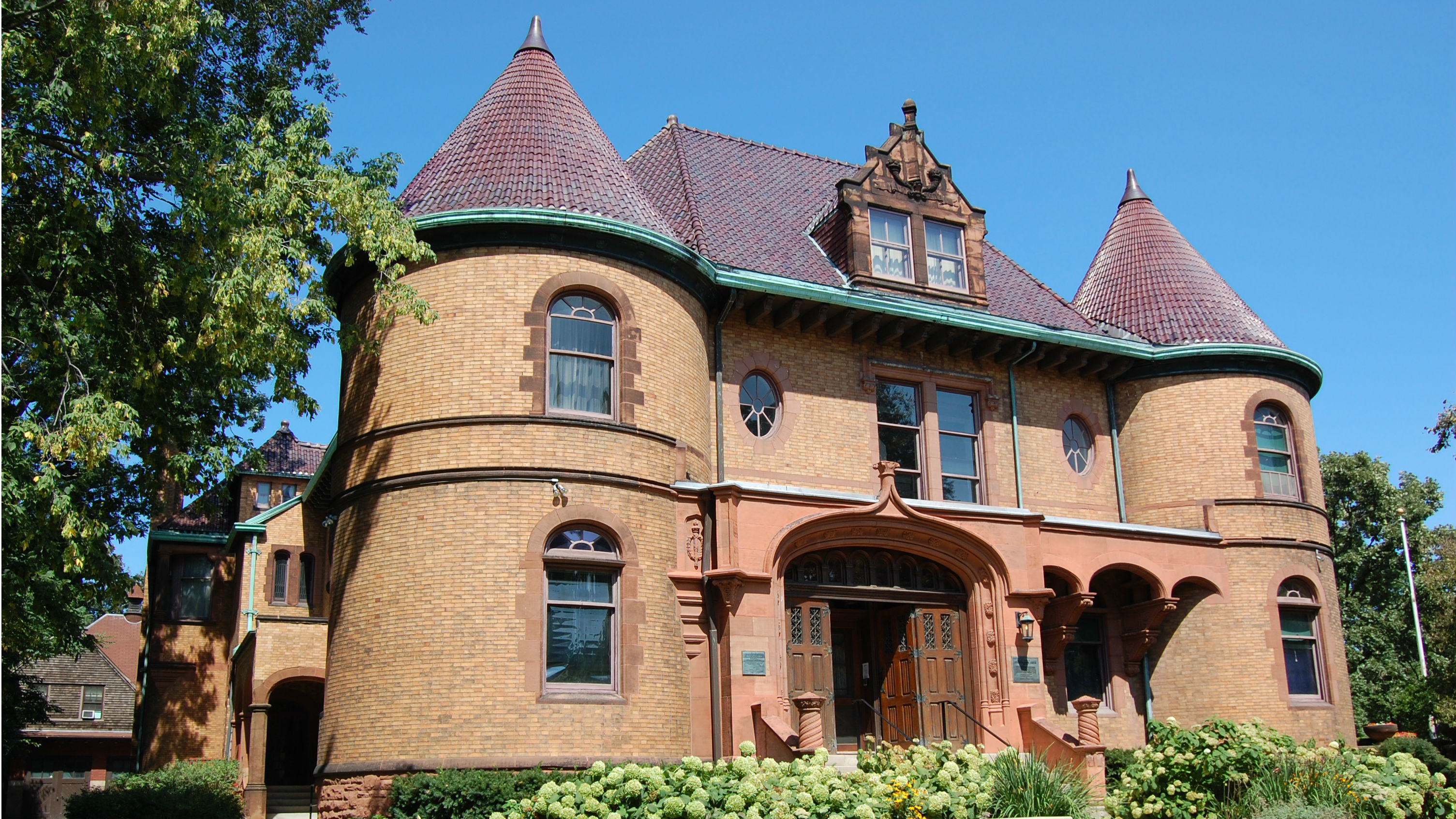 Cocktails & Classicism A Summer Social Event Institute of Classical