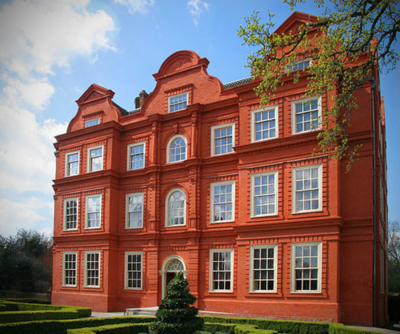 Figure 3: Dutch House, Kew Gardens, London (Robert Silverwood’s Photostream)