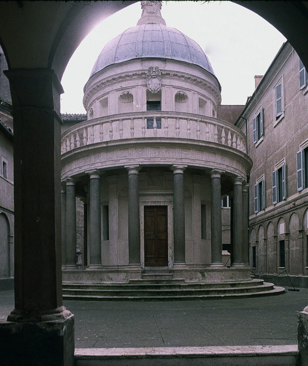 Figure 1. The Tempietto, S. Pietro in Montorio, Rome (Loth)