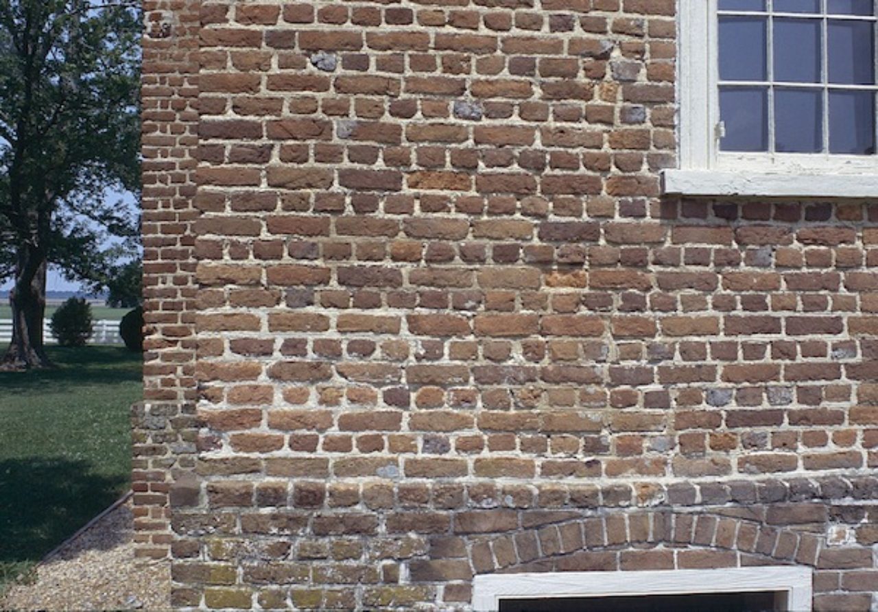 Bacon's Castle brickwork